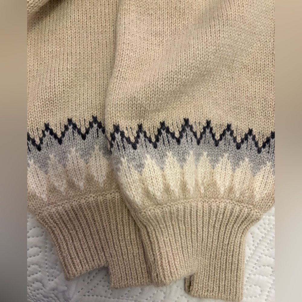 Women's Cream Patterned Sweater - Picture 8 of 12